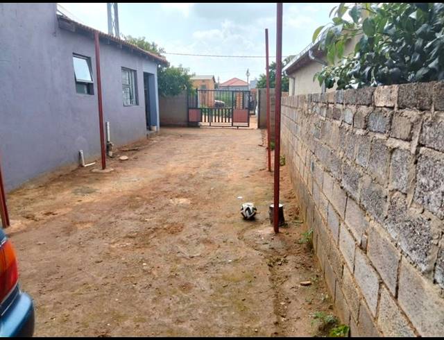 3 BEDROOM HOUSE FOR SALE IN LEHAE
